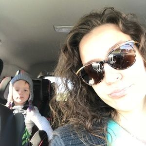 Meet your Posher, Liz